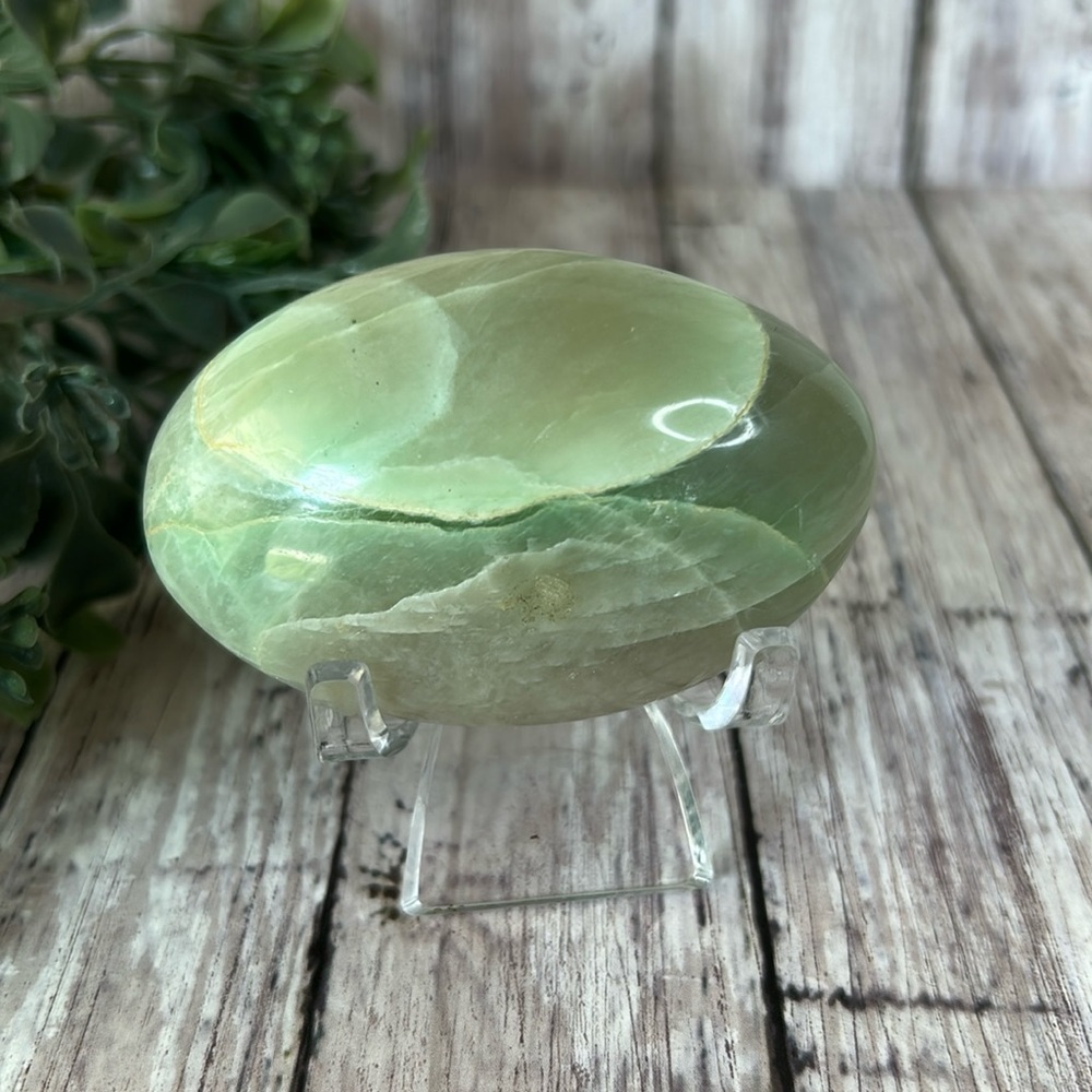 Green Moonstone Palm Stone NWOT - Picture 1 of 13